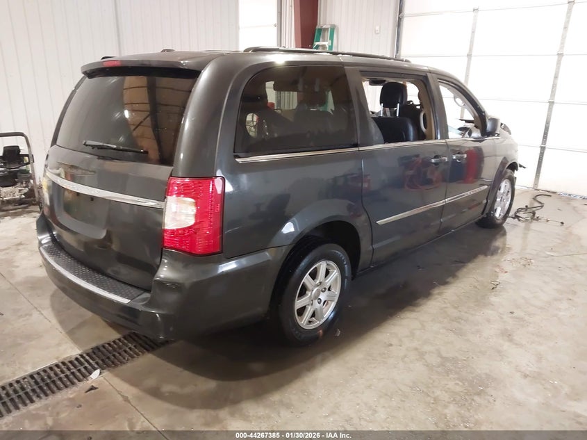 2012 Chrysler Town & Country Touring