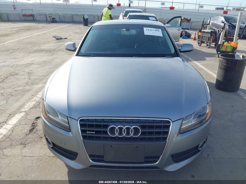 2011 Audi A5 2.0T Premium VIN: WAULFAFR6BA059023 Lot: 44267408
