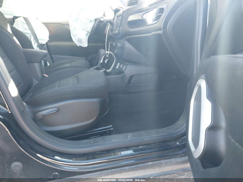 2020 Jeep Renegade Latitude Fwd