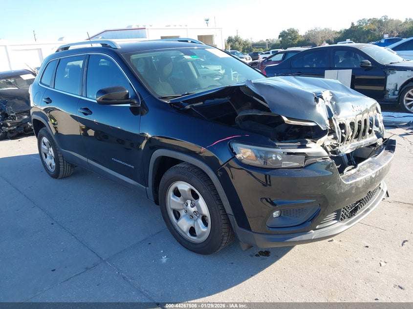 2019 Jeep Cherokee Latitude Fwd
