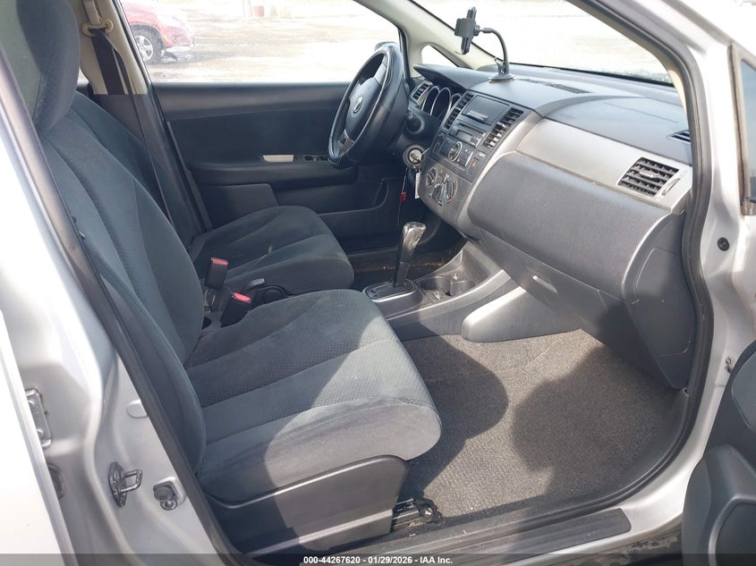 2010 Nissan Versa 1.8S