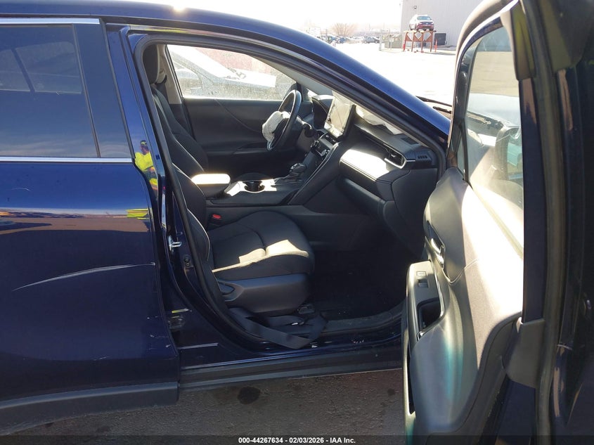 2024 Toyota Venza Le