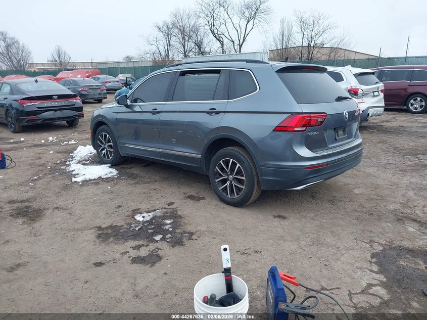 2021 Volkswagen Tiguan 2.0T Se/2.0T Se R-Line Black/2.0T Sel