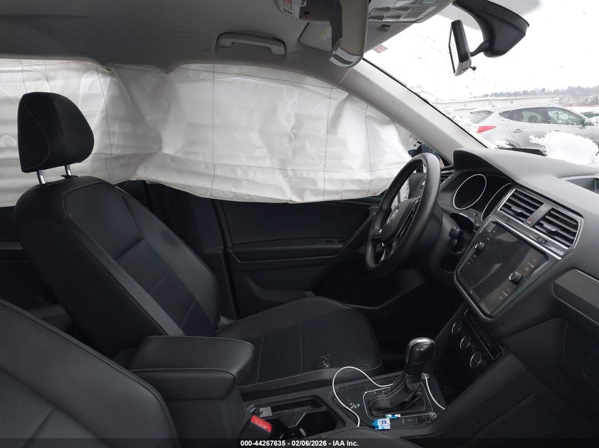 2021 Volkswagen Tiguan 2.0T Se/2.0T Se R-Line Black/2.0T Sel