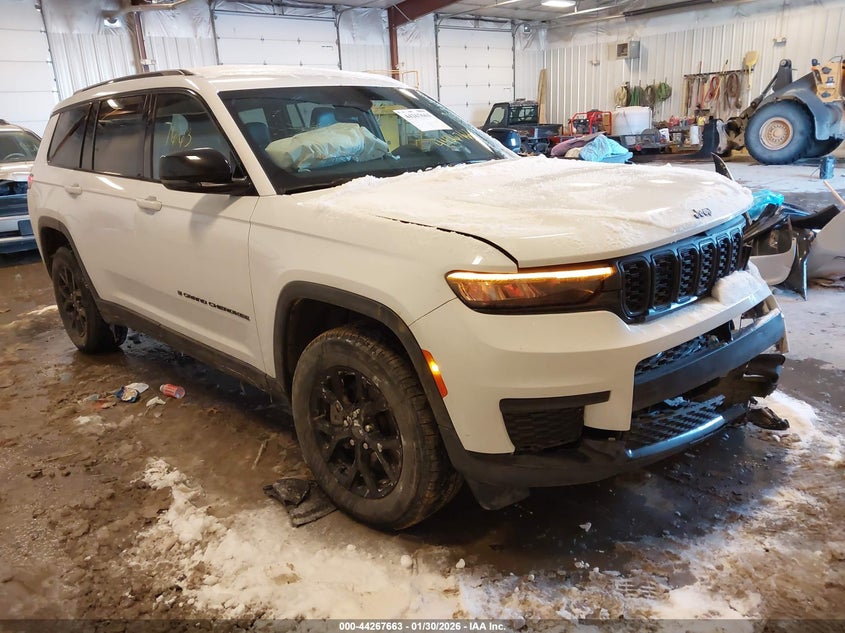 2024 Jeep Grand Cherokee L Altitude 4X4