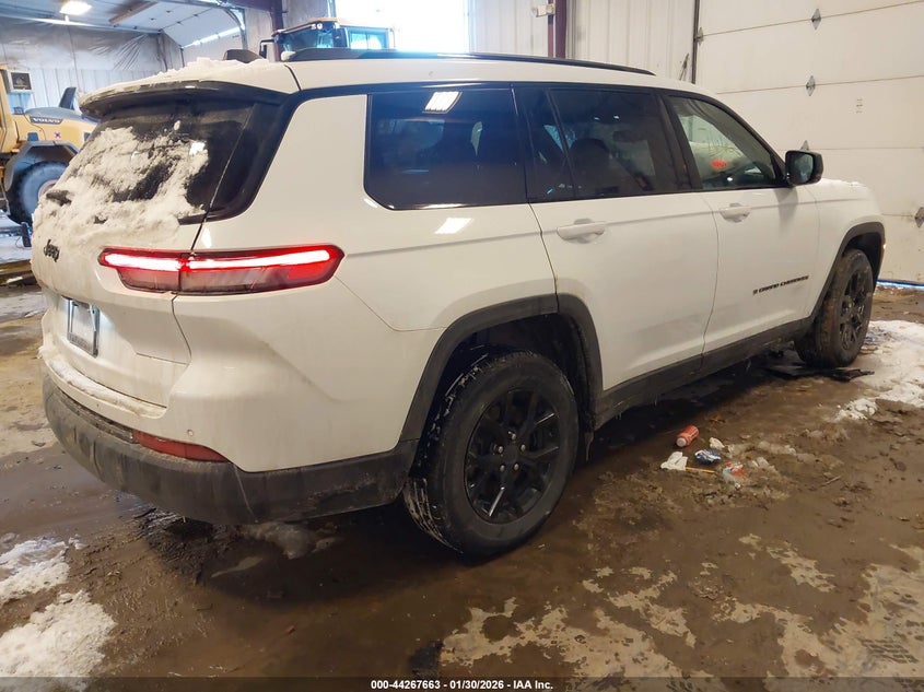 2024 Jeep Grand Cherokee L Altitude 4X4