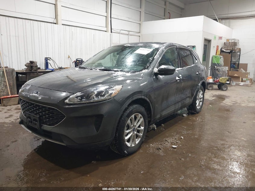 2020 Ford Escape Se