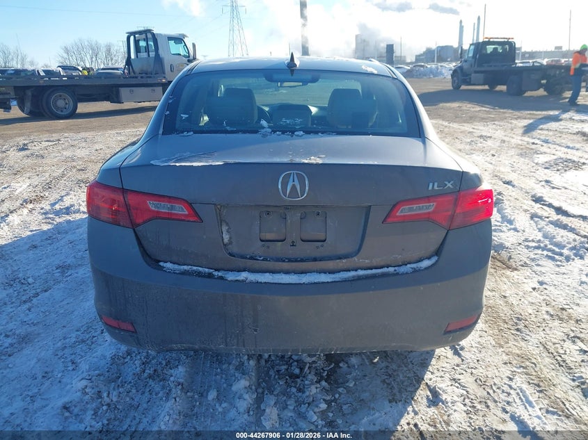 2013 Acura Ilx 2.0L VIN: 19VDE1F71DE000947 Lot: 44267906
