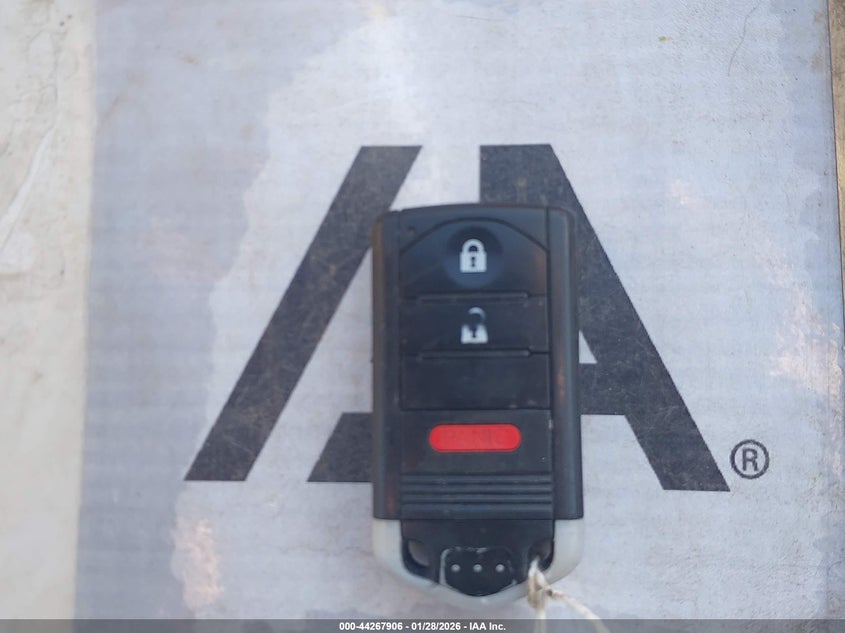 2013 Acura Ilx 2.0L VIN: 19VDE1F71DE000947 Lot: 44267906