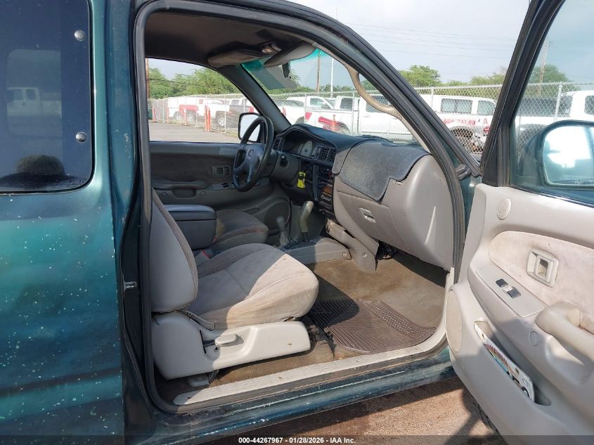 2001 Toyota Tacoma Base V6