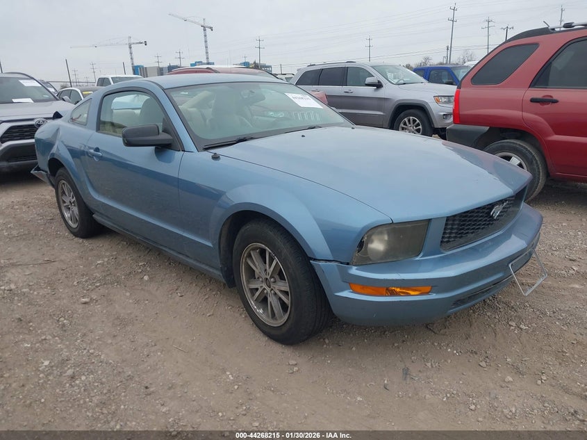 2005 Ford Mustang V6 Deluxe/V6 Premium