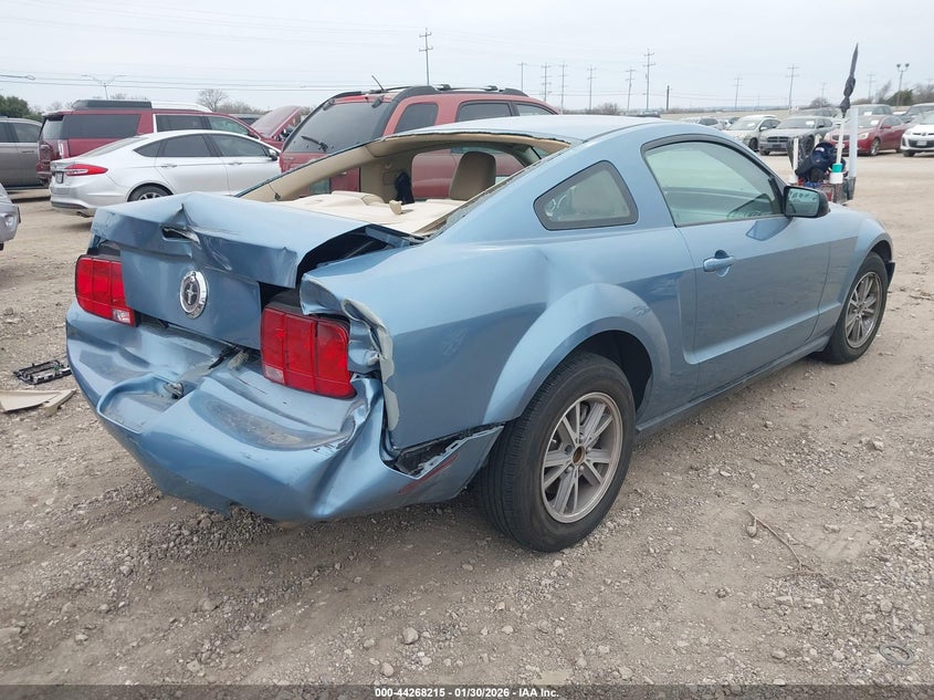 2005 Ford Mustang V6 Deluxe/V6 Premium