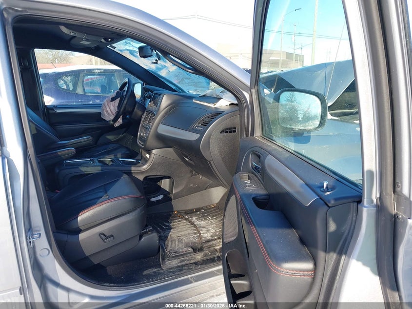 2015 Dodge Grand Caravan R/T