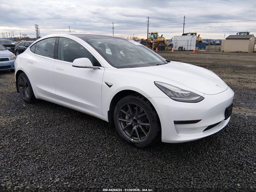 2018 Tesla Model 3 Long Range/Mid Range