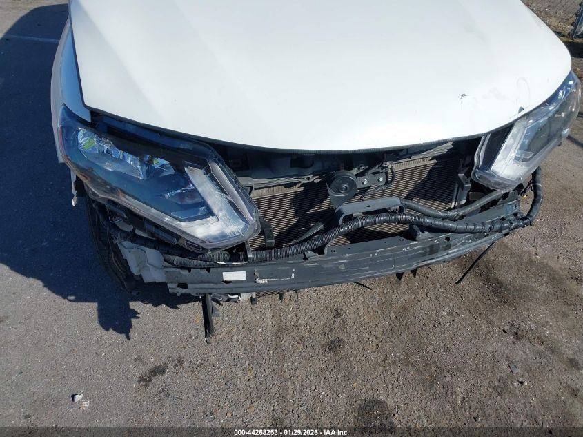 2017 Nissan Rogue Sv VIN: JN8AT2MT5HW390439 Lot: 44268253