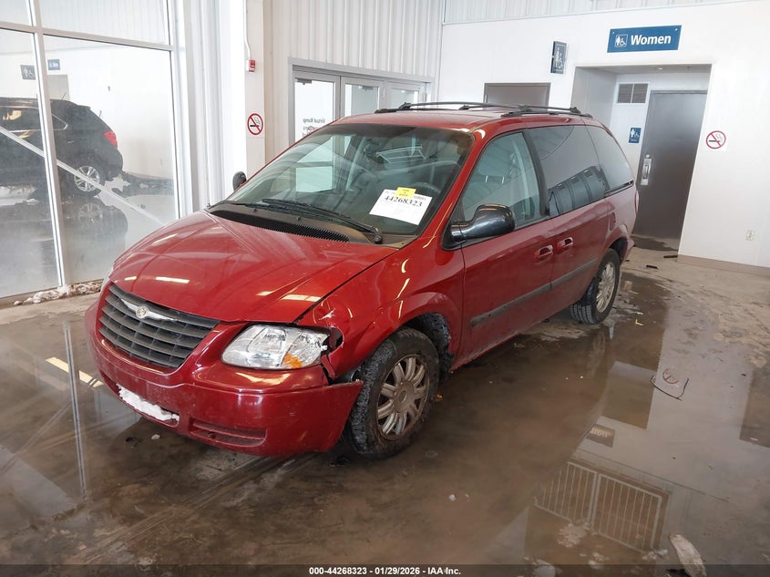 2005 Chrysler Town & Country