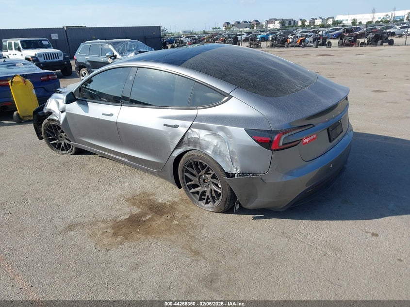 2025 Tesla Model 3 Long Range Rear-Wheel Drive/Standard Rear-Wheel Drive