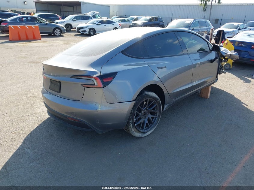 2025 Tesla Model 3 Long Range Rear-Wheel Drive/Standard Rear-Wheel Drive