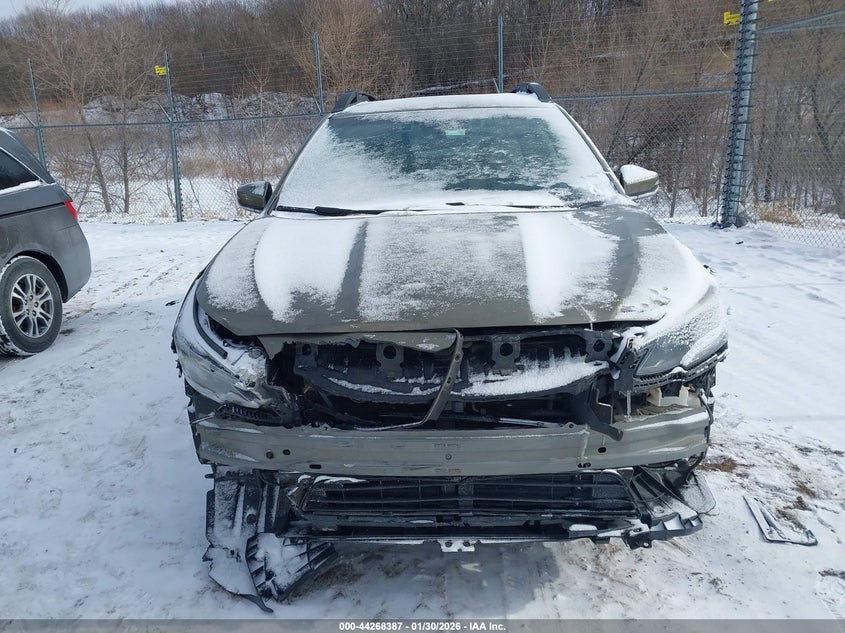 2020 Subaru Outback Premium VIN: 4S4BTACC1L3232701 Lot: 44268387