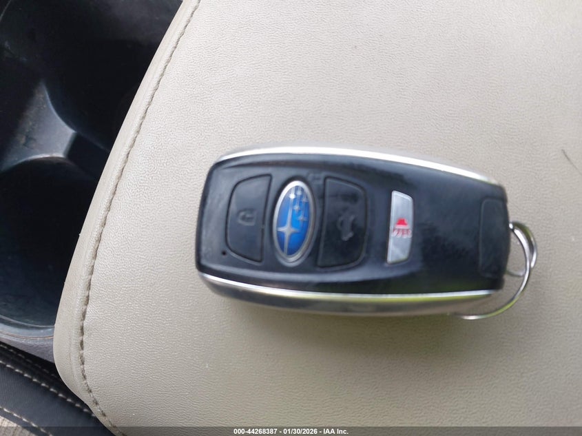 2020 Subaru Outback Premium VIN: 4S4BTACC1L3232701 Lot: 44268387