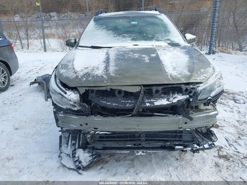 2020 Subaru Outback Premium VIN: 4S4BTACC1L3232701 Lot: 44268387