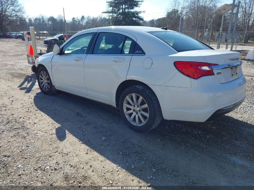 2013 Chrysler 200 Touring