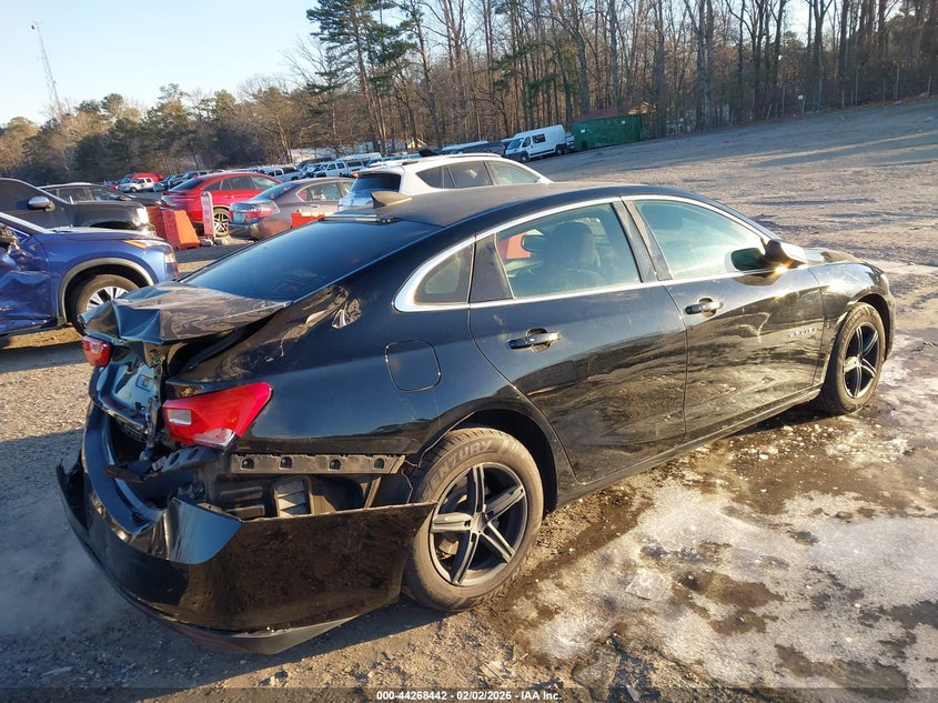 2018 CHEVROLET MALIBU auction photo 4