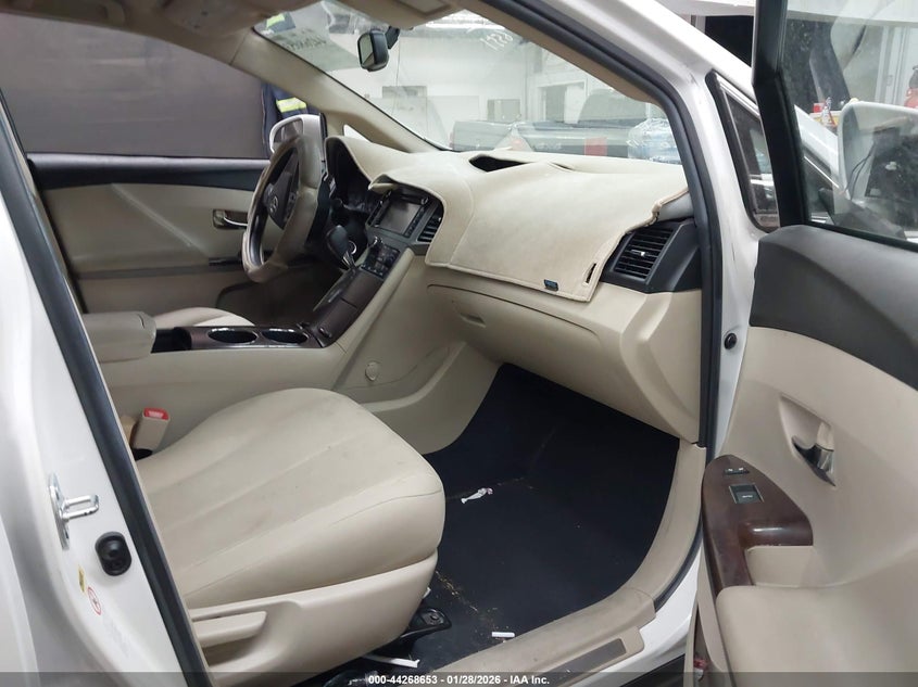 2014 Toyota Venza Le V6