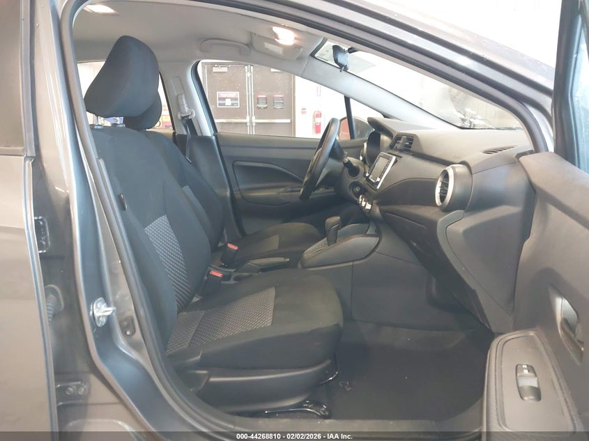 2024 Nissan Versa 1.6 S