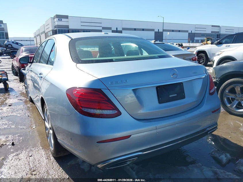 2017 Mercedes-Benz E 300