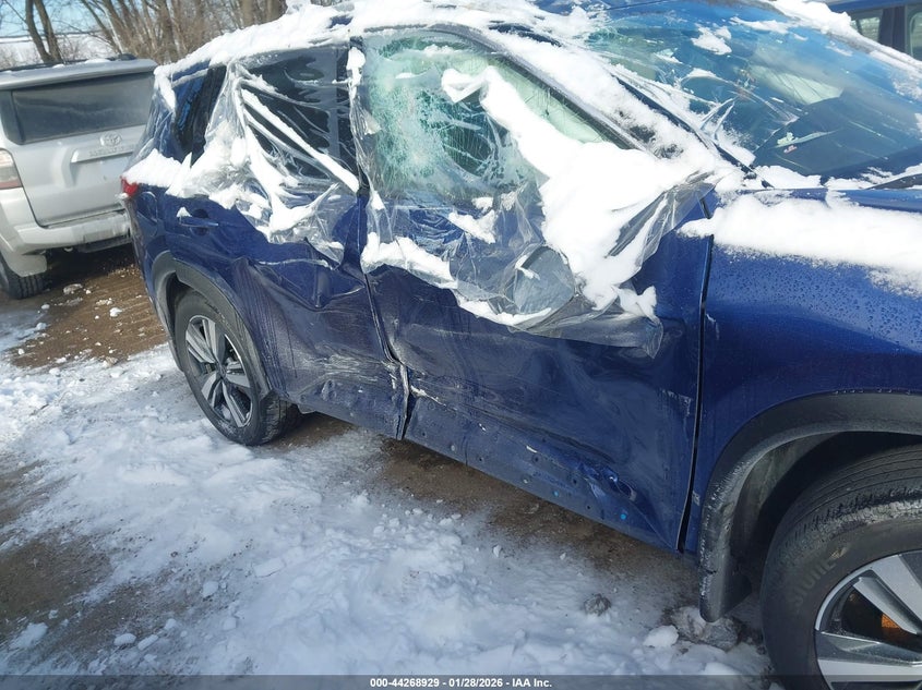 VIN JN8BT3CB9PW463247 2023 NISSAN ROGUE SL INTELLIGENT AWD