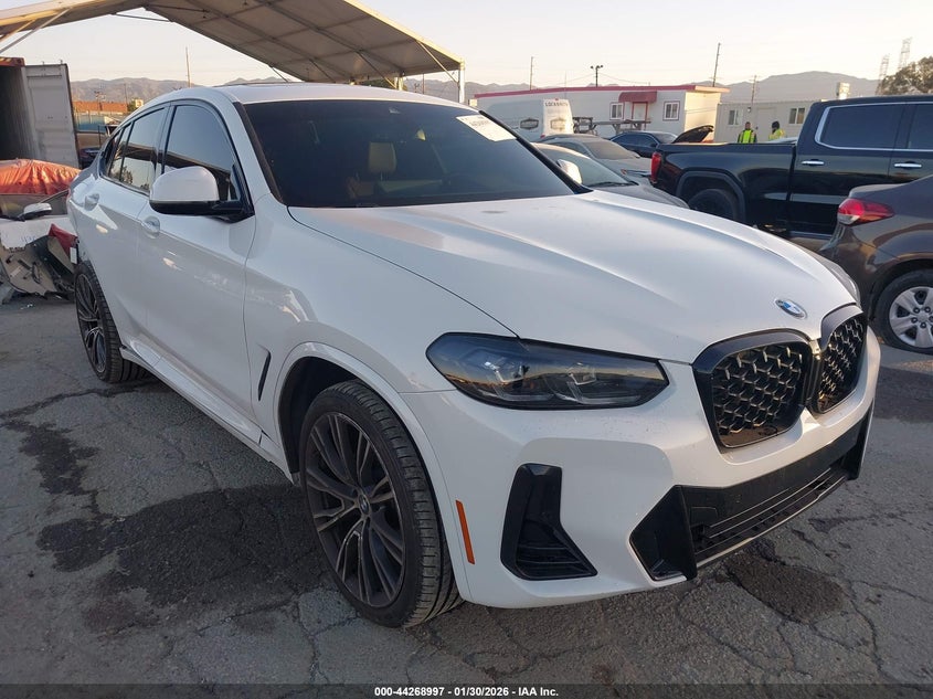 2023 BMW X4 xDrive30I