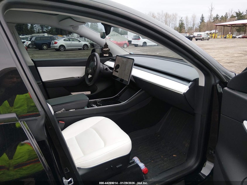 2020 Tesla Model Y Long Range Dual Motor All-Wheel Drive/Performance Dual Motor All-Wheel Drive