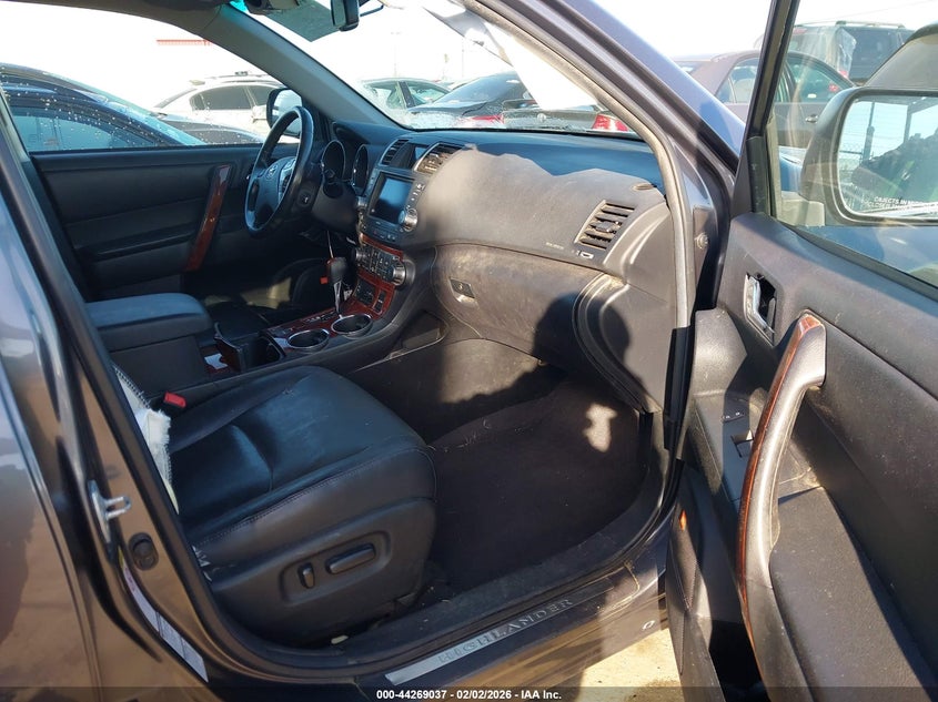 2011 Toyota Highlander Limited V6