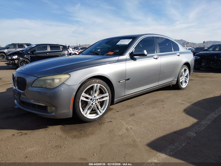 2012 BMW 750I