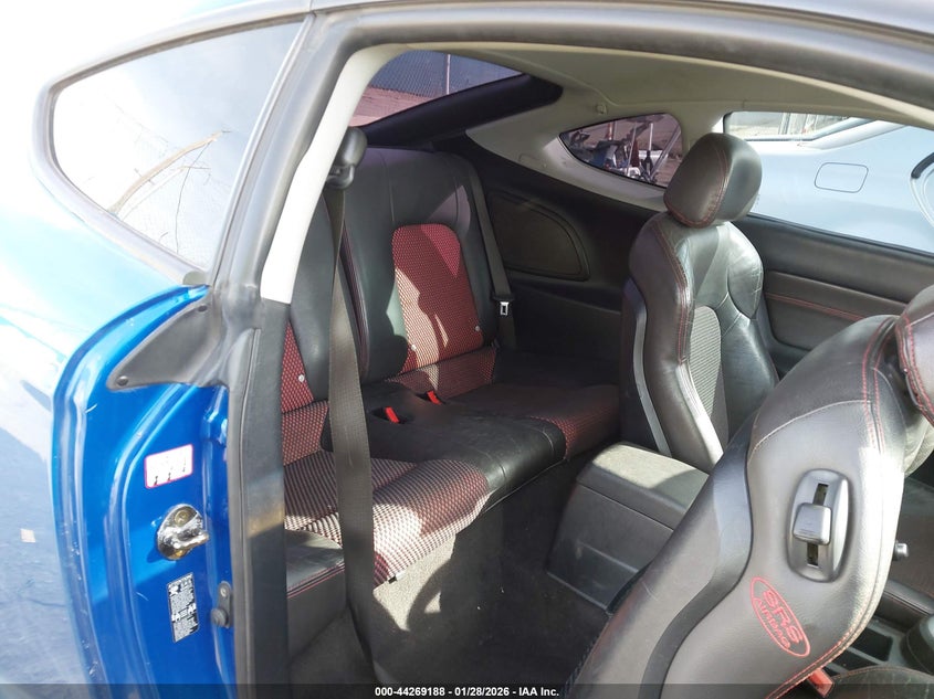 2005 Hyundai Tiburon Gt/Se VIN: KMHHN65F75U167469 Lot: 44269188