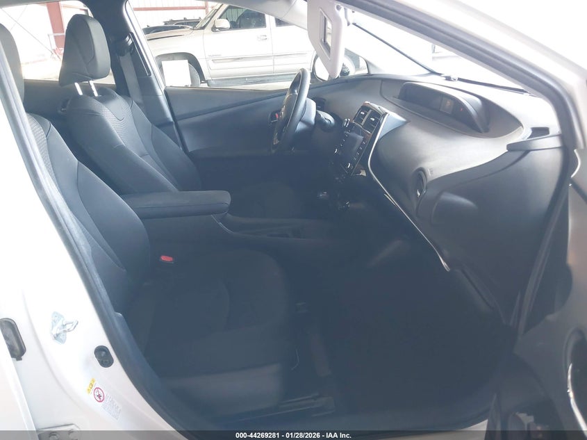 2020 Toyota Prius Le