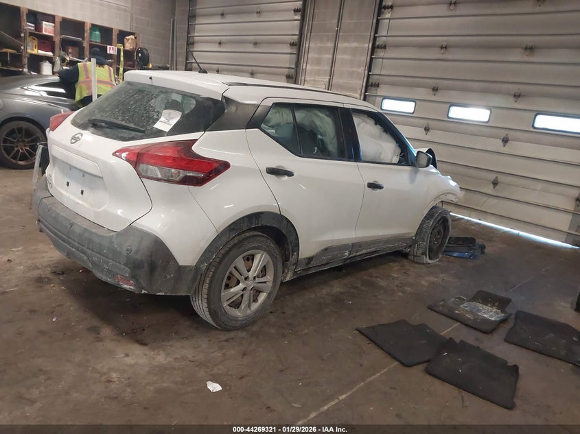 2020 Nissan Kicks S Xtronic Cvt