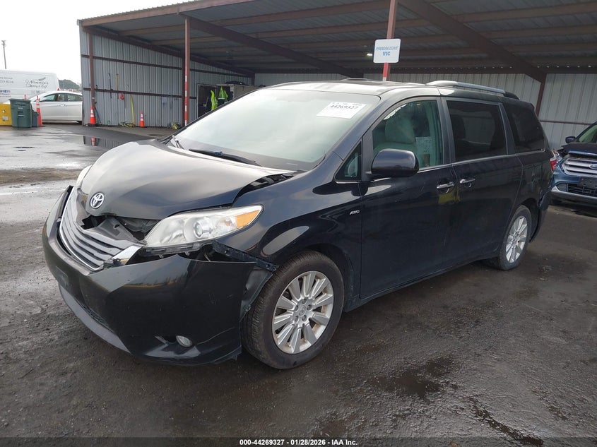 2016 Toyota Sienna Xle 7 Passenger