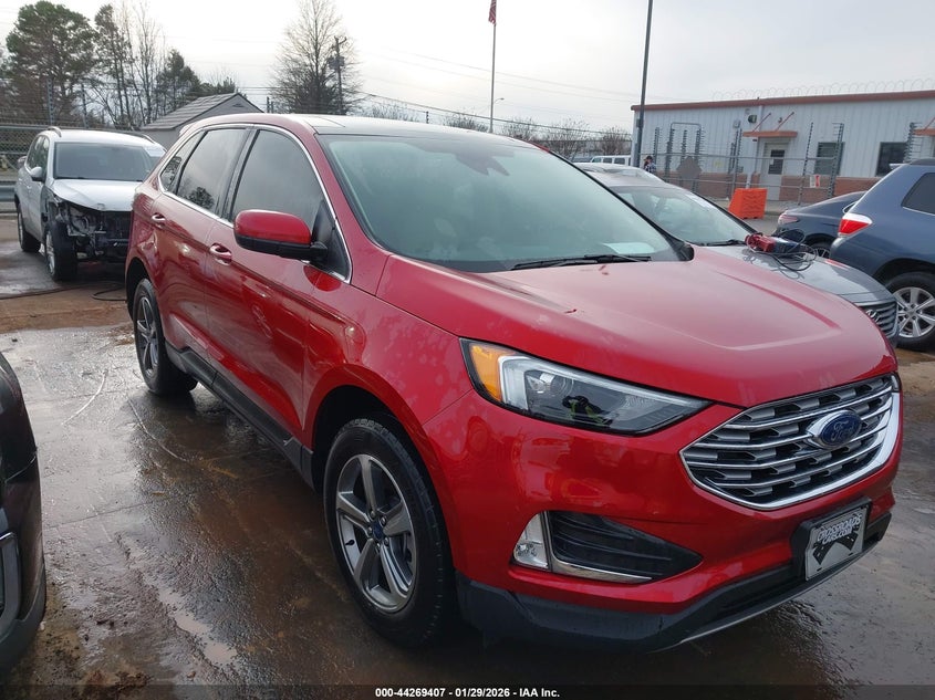 2022 Ford Edge Sel