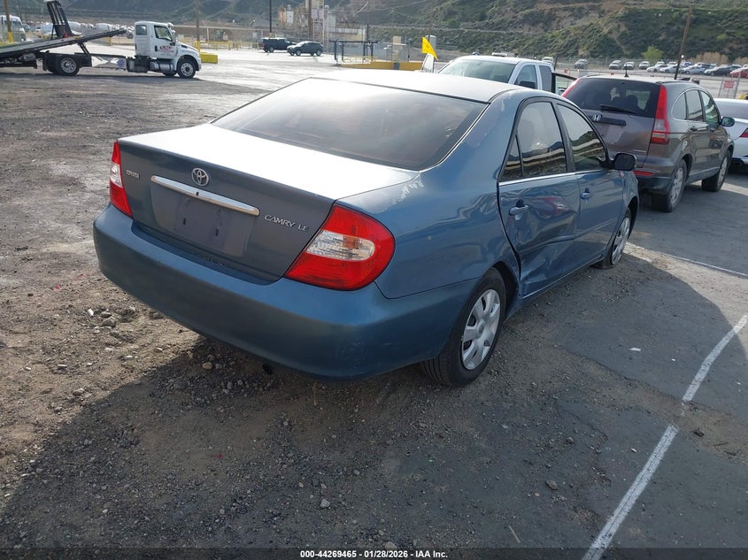 2004 Toyota Camry Le