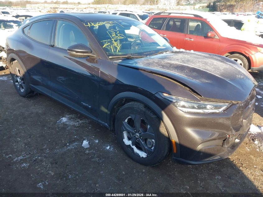 2022 Ford Mustang Mach-E