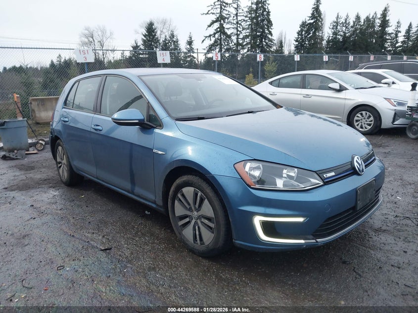 2016 Volkswagen E-Golf Se