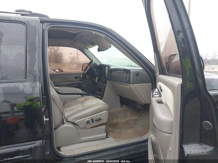 2004 Chevrolet Suburban 1500 Lt