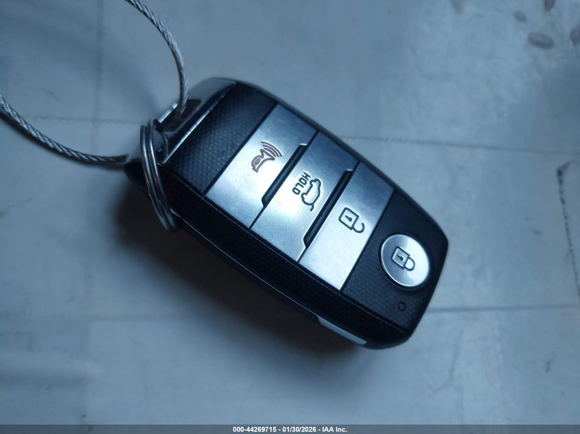VIN KNDCM3LD7K5299395 2019 KIA NIRO PLUG-IN HYBRID LX