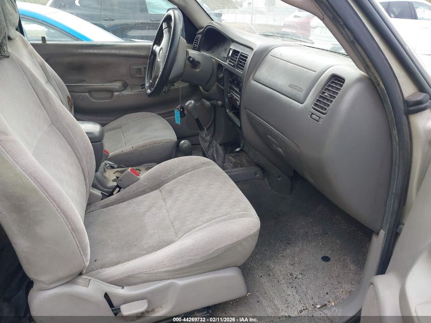 2004 Toyota Tacoma Base V6