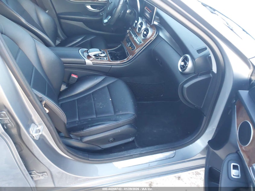 2015 Mercedes-Benz C 300 Luxury 4Matic