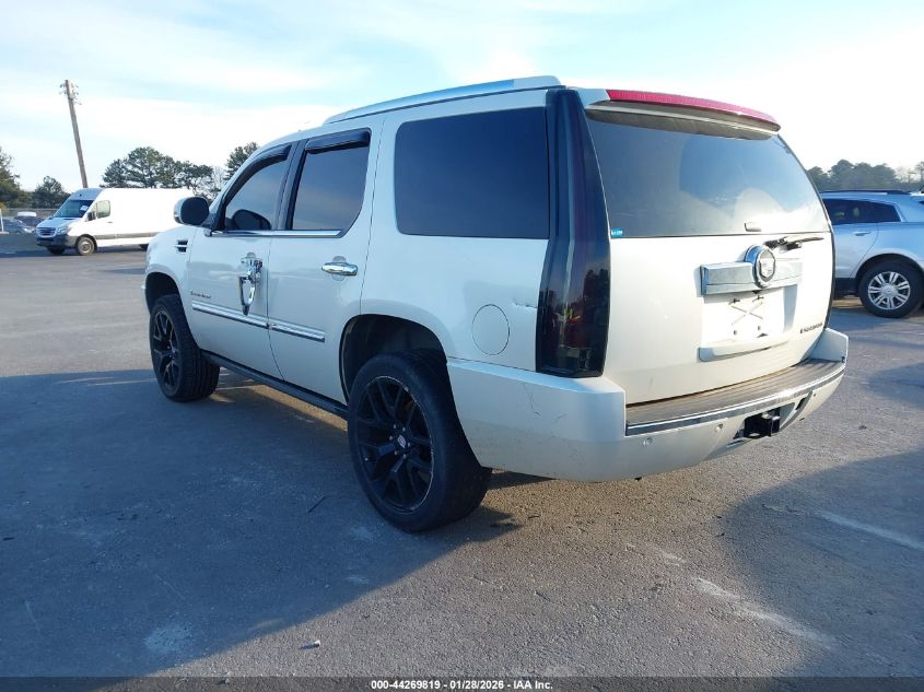 2007 Cadillac Escalade Standard