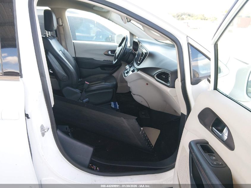 2017 CHRYSLER PACIFICA TOURING-L PLUS