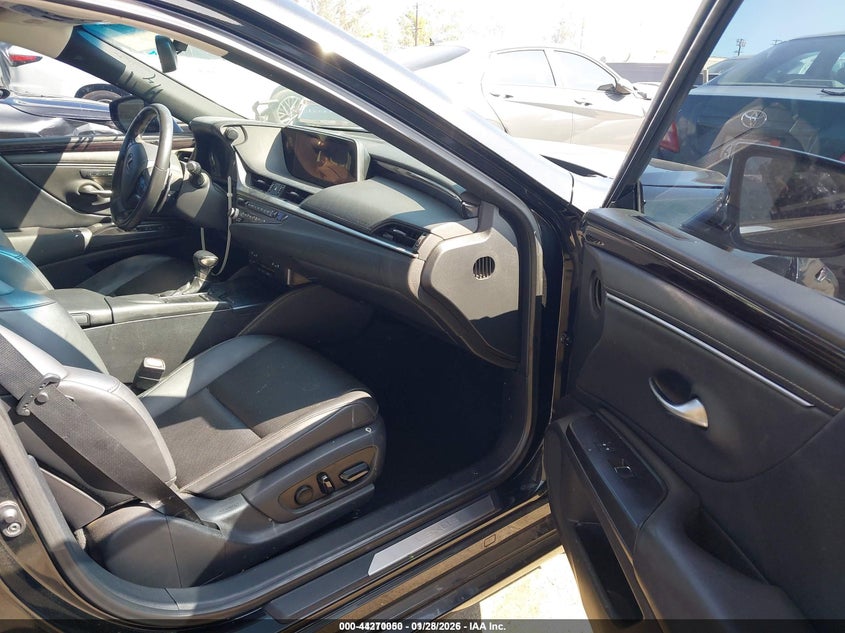 2021 LEXUS ES SEDAN 2.5L 4